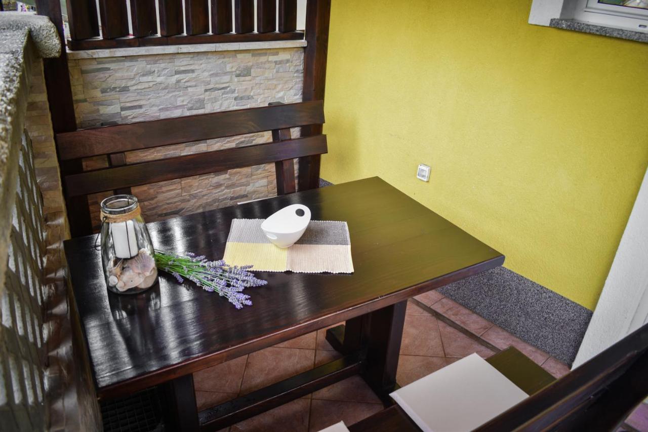 Apartmani Grguric Kornić Extérieur photo